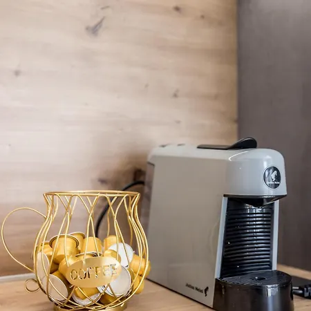 Lavea トロギール