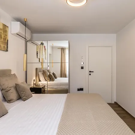 Lavea トロギール