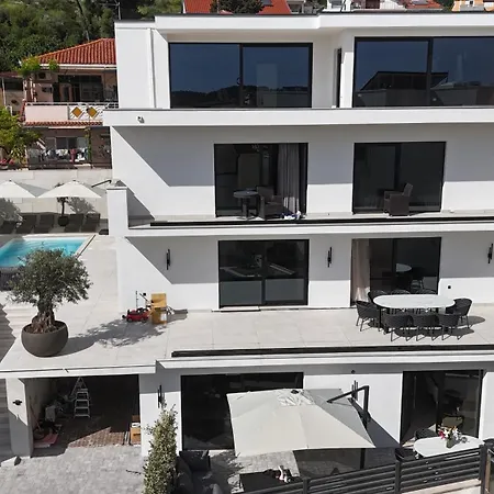 Apartment Lavea *